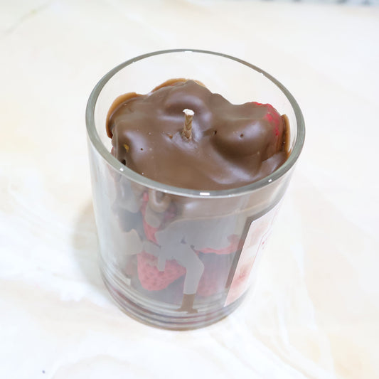 Viral Strawberry Chocolate Candle