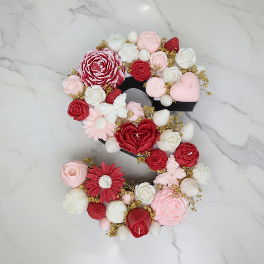 Letter Bouquet candle