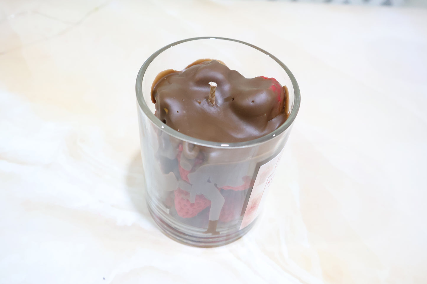 Viral Strawberry Chocolate Candle