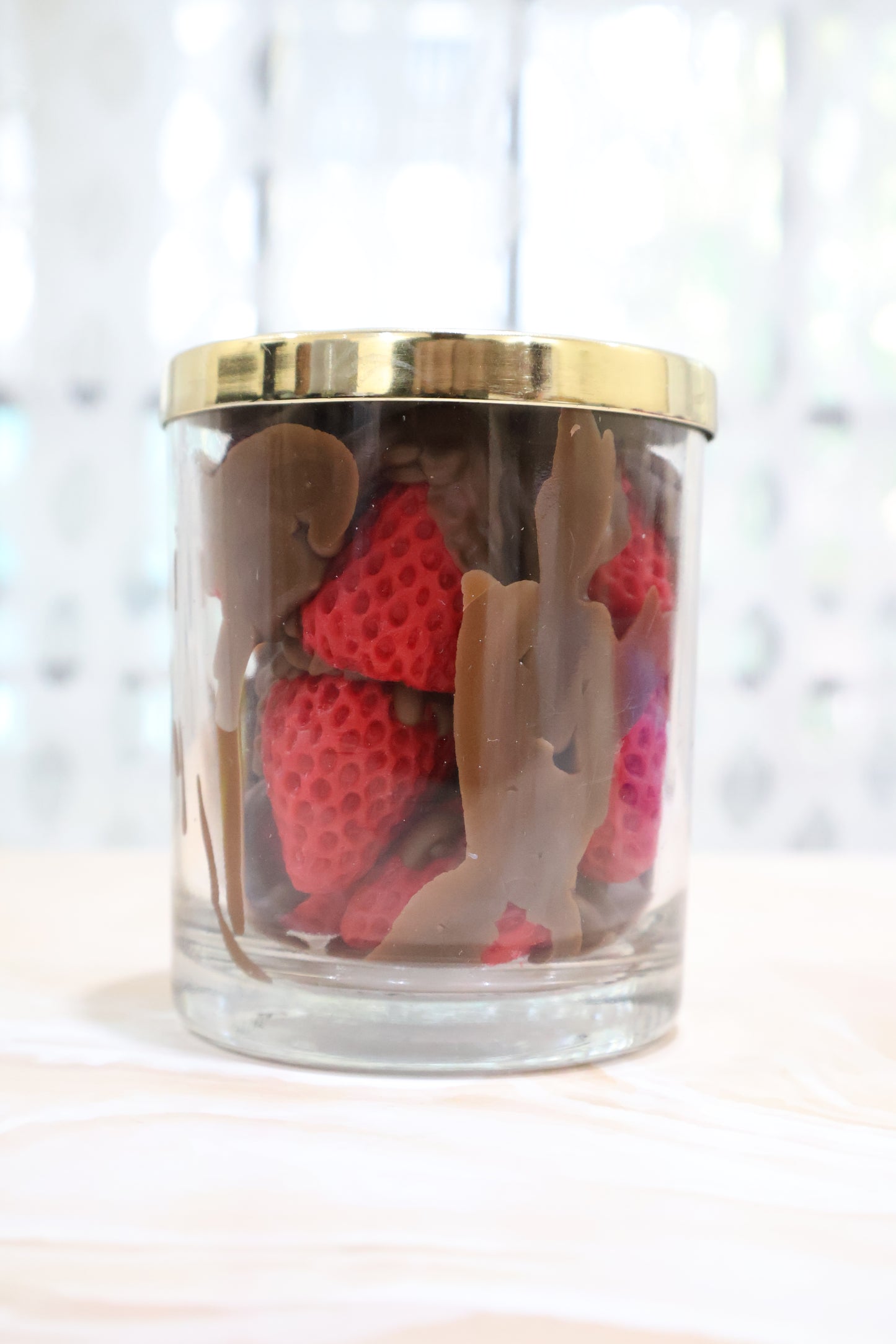 Viral Strawberry Chocolate Candle