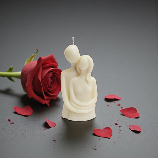 Couple Hug Candle
