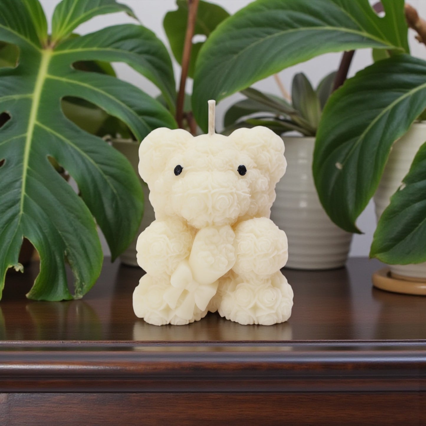 Teddy with Bouquet Candle
